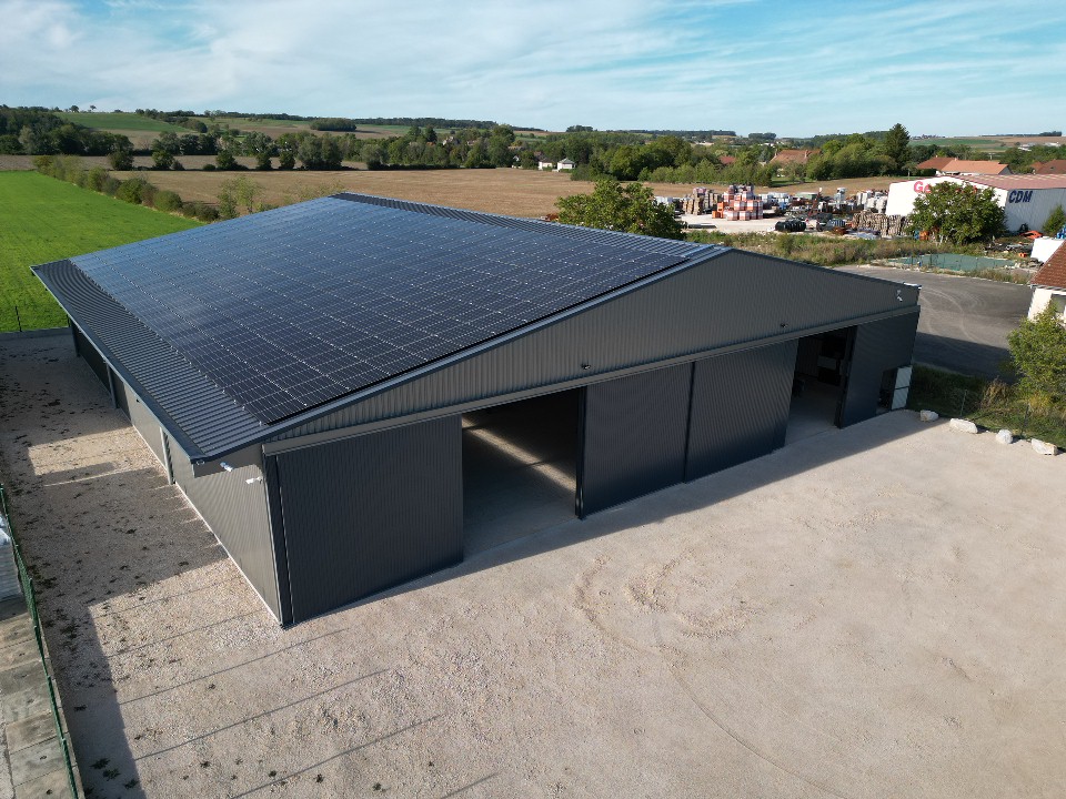 Intérieur du hangar